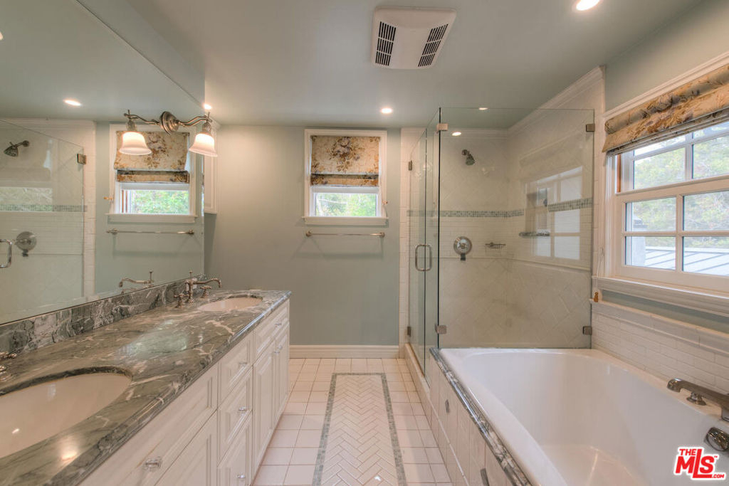 4110 Sunnyslope Avenue - Photo 20