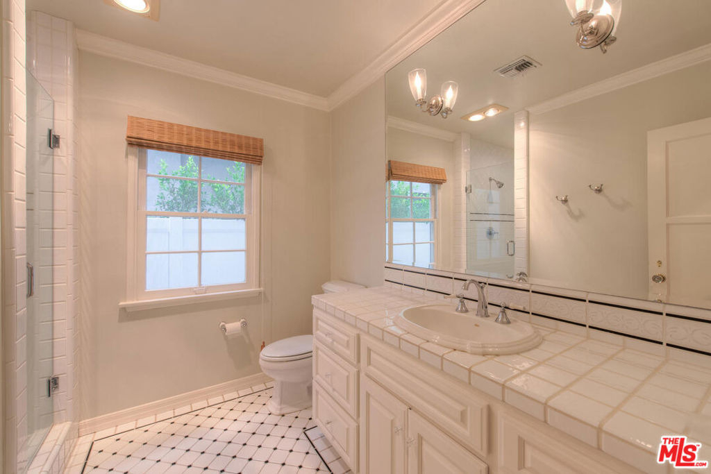 4110 Sunnyslope Avenue - Photo 14