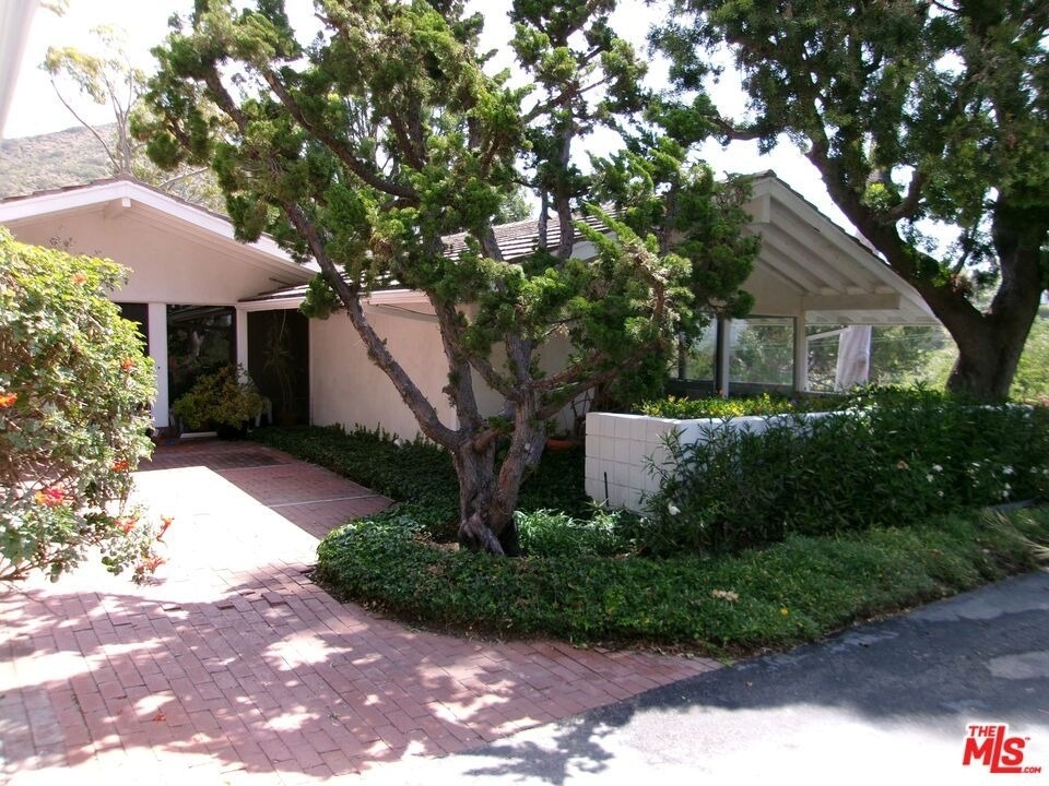 6349 Sycamore Meadows Drive - Photo 0