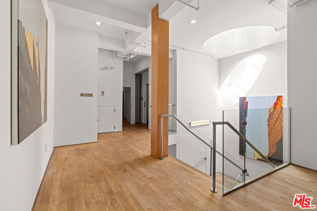 8 Brooks Avenue - Photo 5
