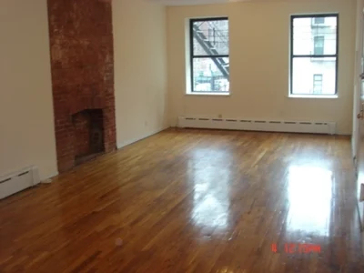 E 13TH - Photo 0