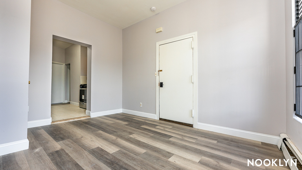 227 Thomas S Boyland St - Photo 2