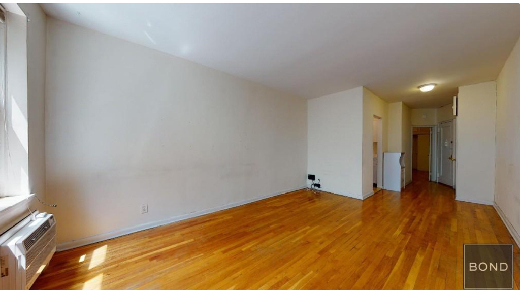 East 88th Street - Photo 1
