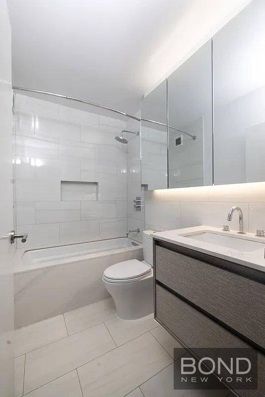 West End Avenue - Photo 1