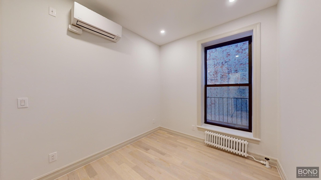 West 91st Street - Photo 11