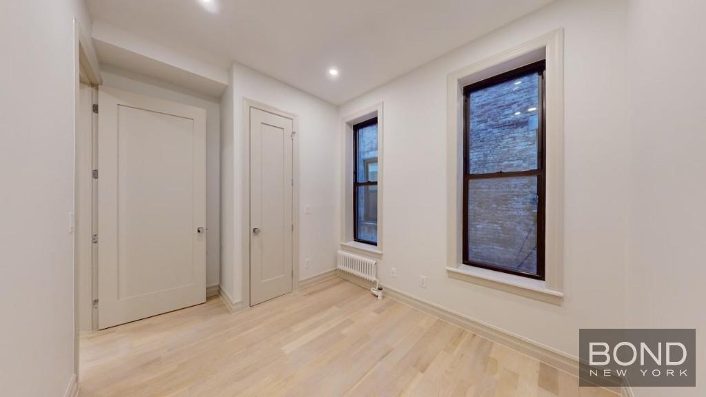 West 91st Street - Photo 3