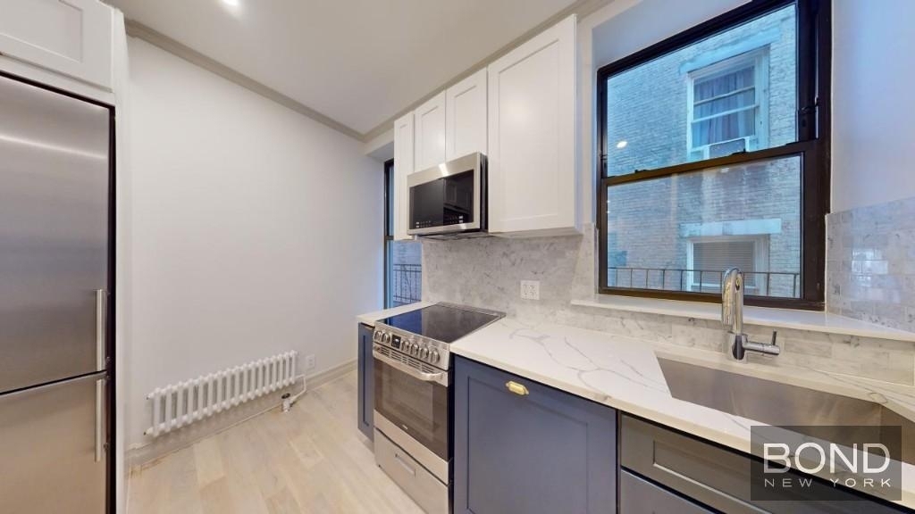 West 91st Street - Photo 0