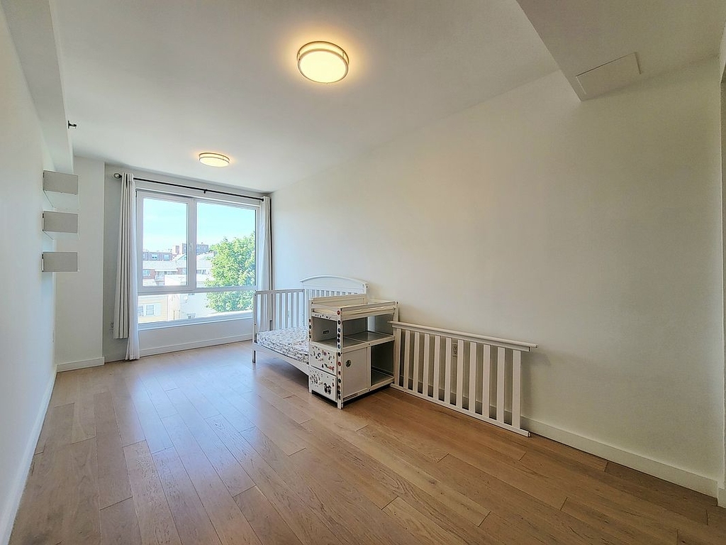 45th Avenue - Photo 6