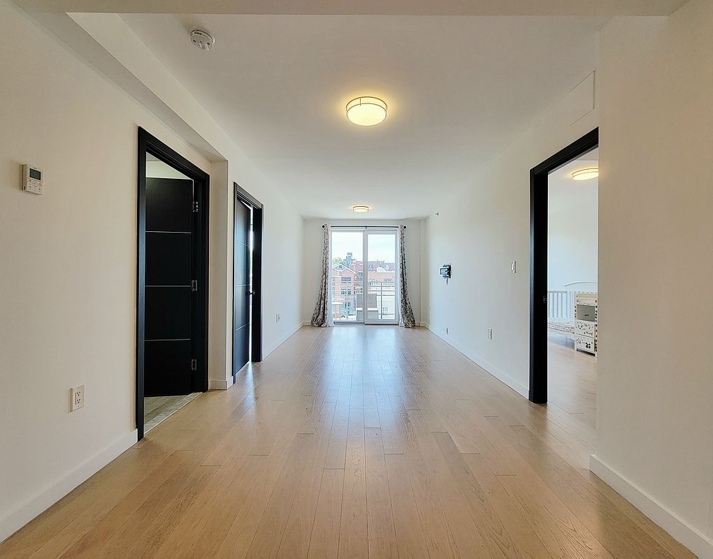 45th Avenue - Photo 1