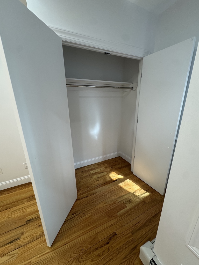 Newkirk Avenue - Photo 5
