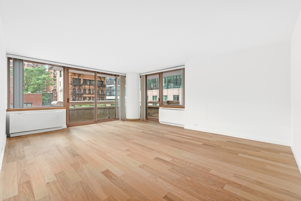 235 E 40th St - Photo 1