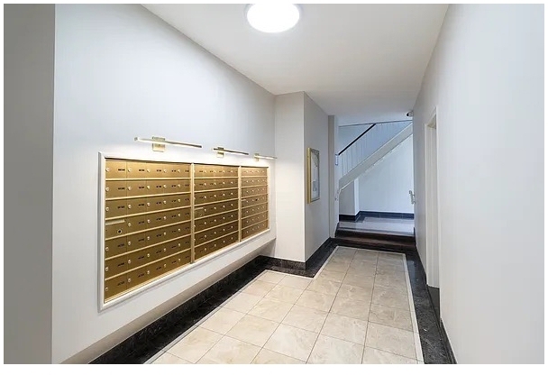 360 W 55th St - Photo 10