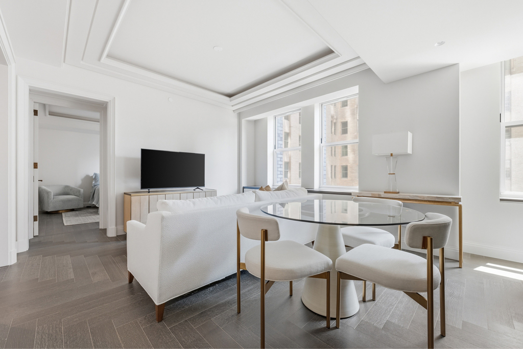 303  Park Ave - Photo 3