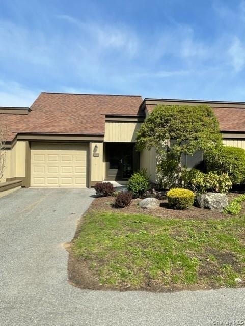 619 Heritage Hills - Photo 0