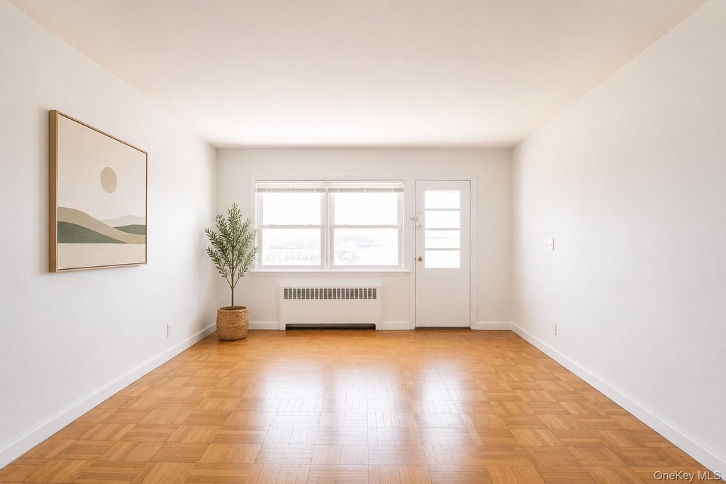 325 Shore Road - Photo 4