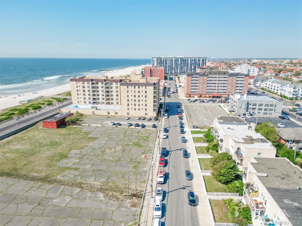 325 Shore Road - Photo 10