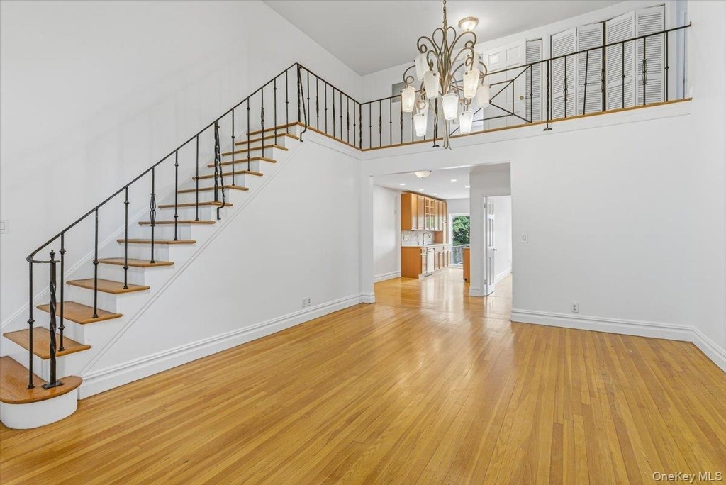 207-10 42nd Avenue - Photo 6