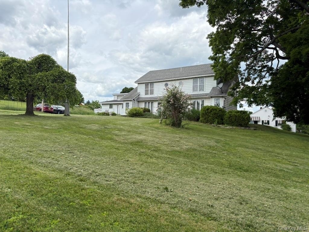 207 Highland Avenue - Photo 9
