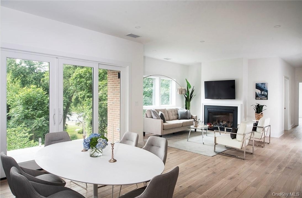 8 Boulevard W - Photo 5