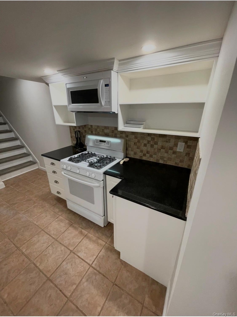 17 Cobbler Lane - Photo 1
