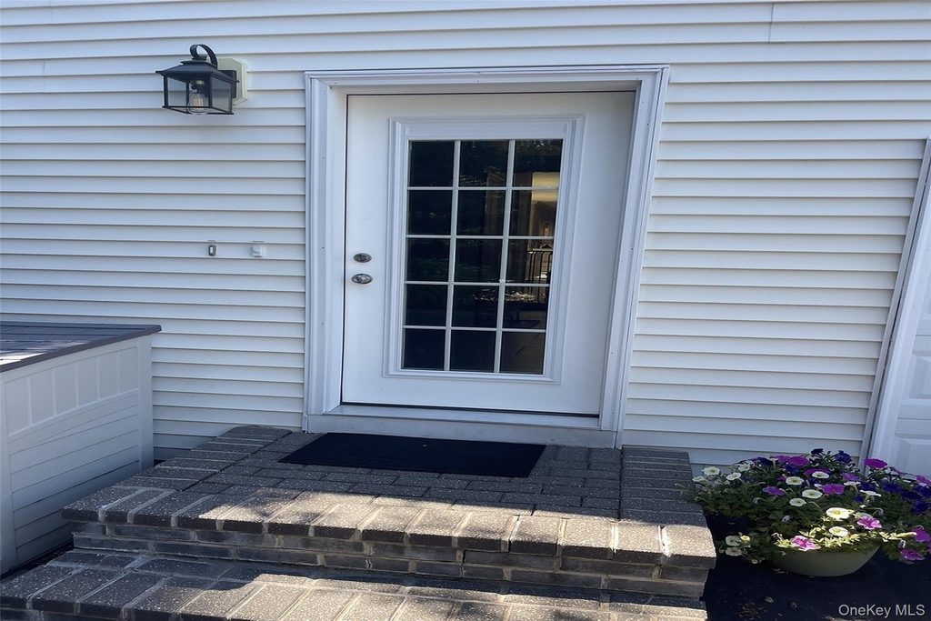17 Cobbler Lane - Photo 0