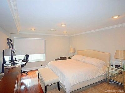 100 Cuttermill Road - Photo 9