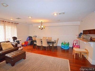 100 Cuttermill Road - Photo 5