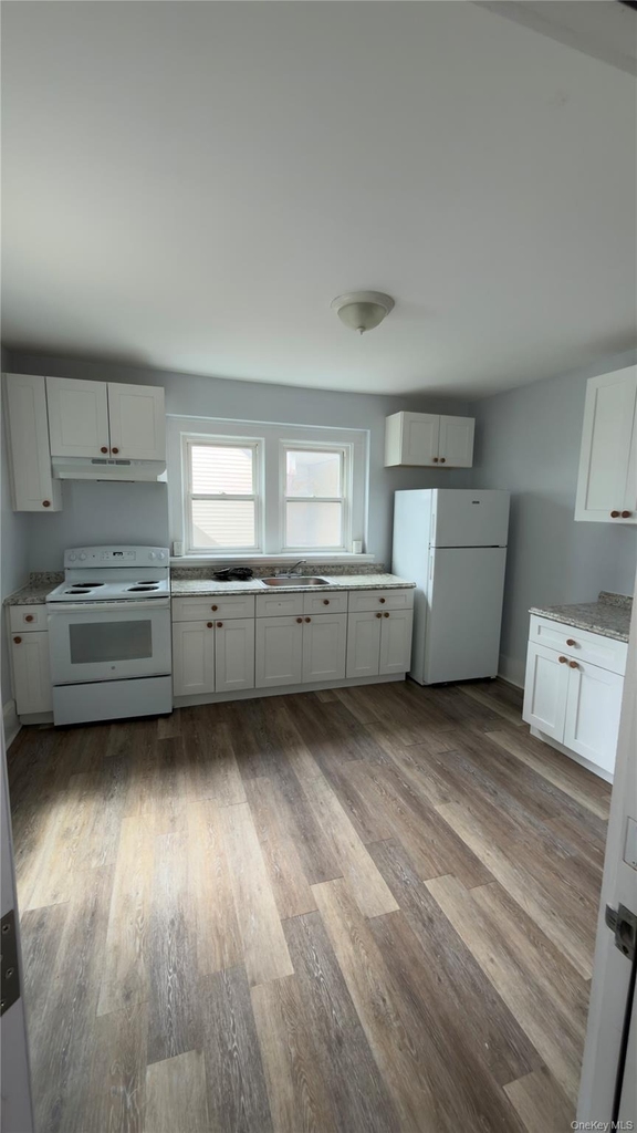 21 Hoffman Avenue - Photo 8