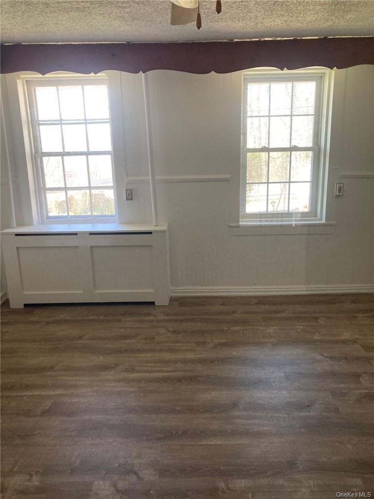 127 N Riverside Avenue - Photo 2