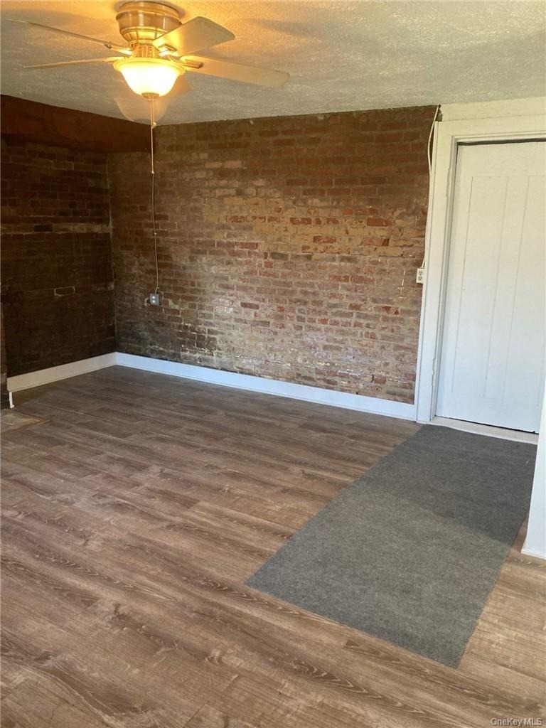 127 N Riverside Avenue - Photo 5