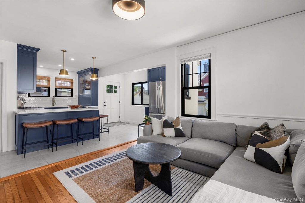 217 Soundview Avenue - Photo 10