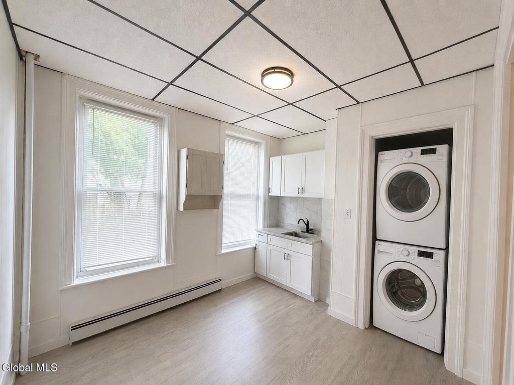 379 3rd Street - Photo 5