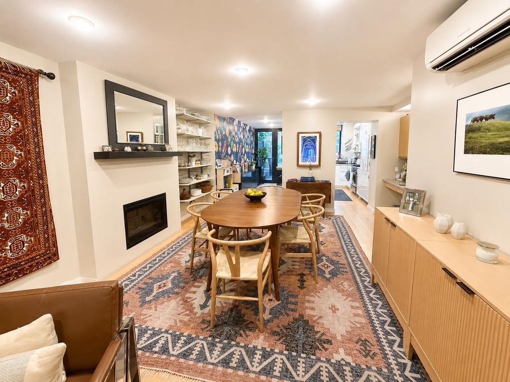 386 Sackett Street - Photo 4