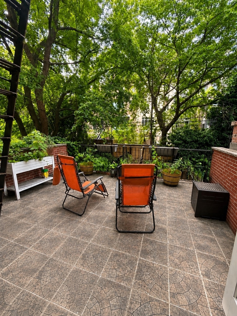 386 Sackett Street - Photo 19
