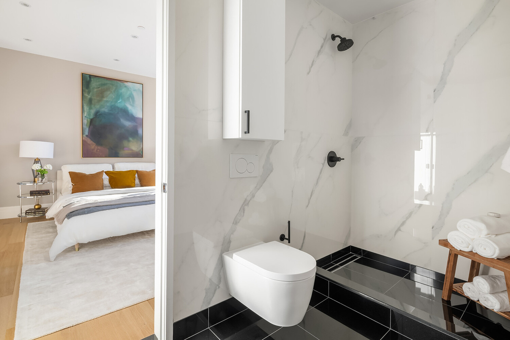 457 Broome Street - Photo 16