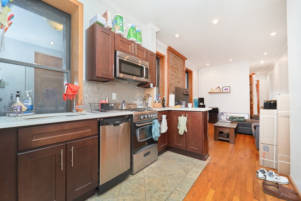 798 9th Avenue - Photo 9