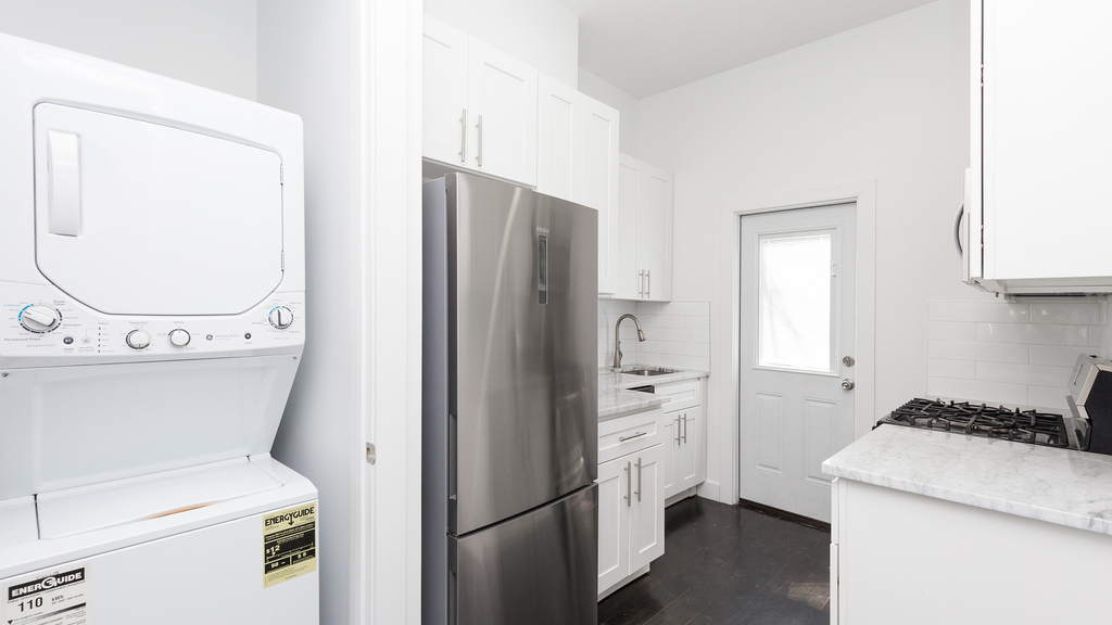 1446 Flatbush Ave - Photo 4
