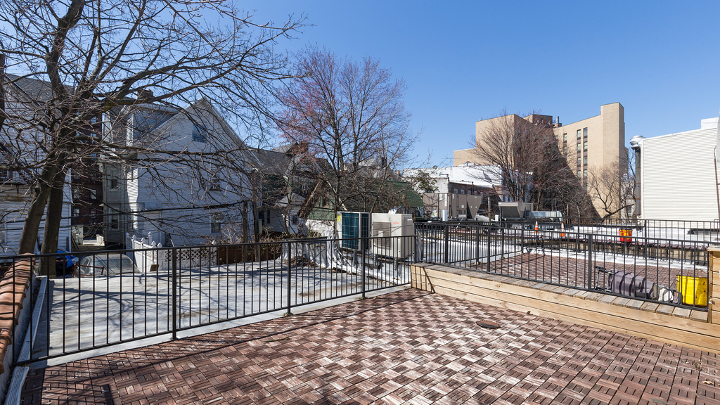 1446 Flatbush Ave - Photo 6