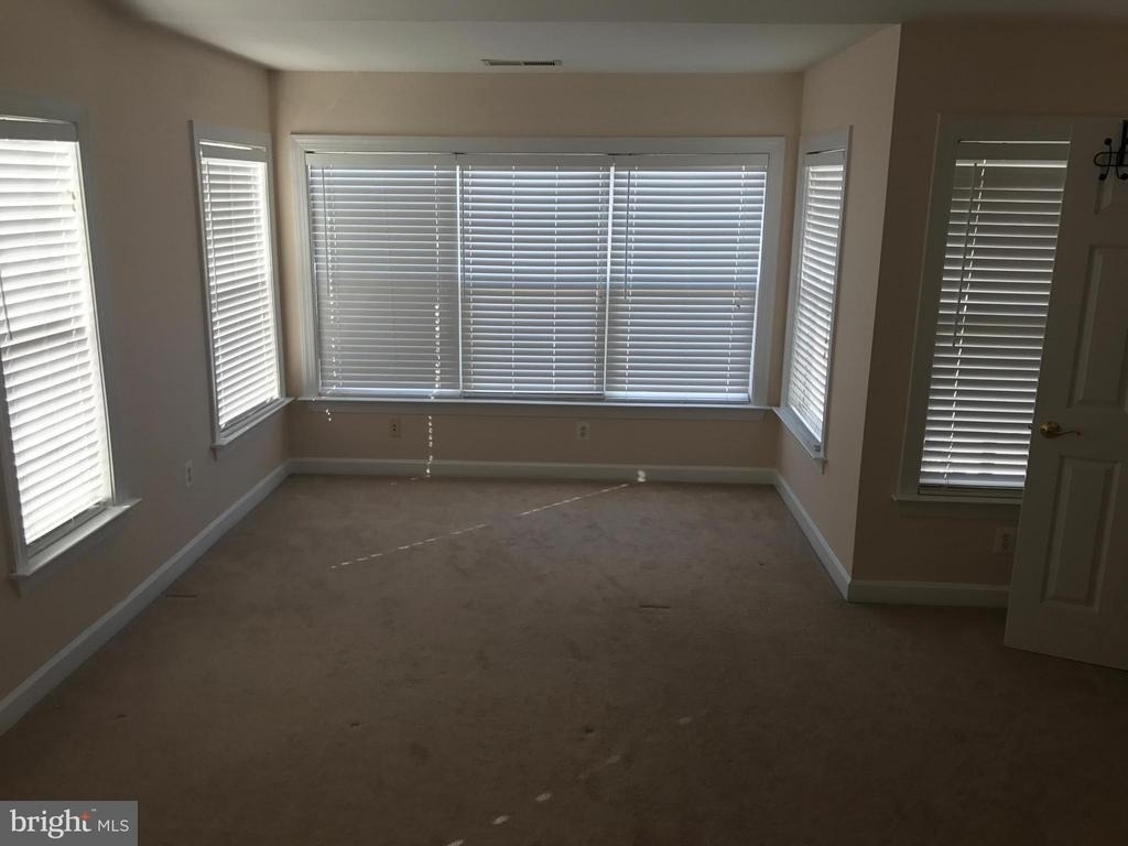 8010 Duck Pond Terrace - Photo 16