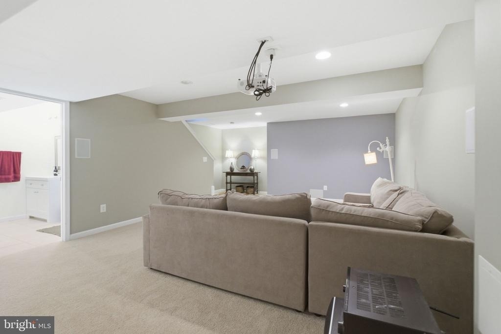 25403 Vacation Place - Photo 35
