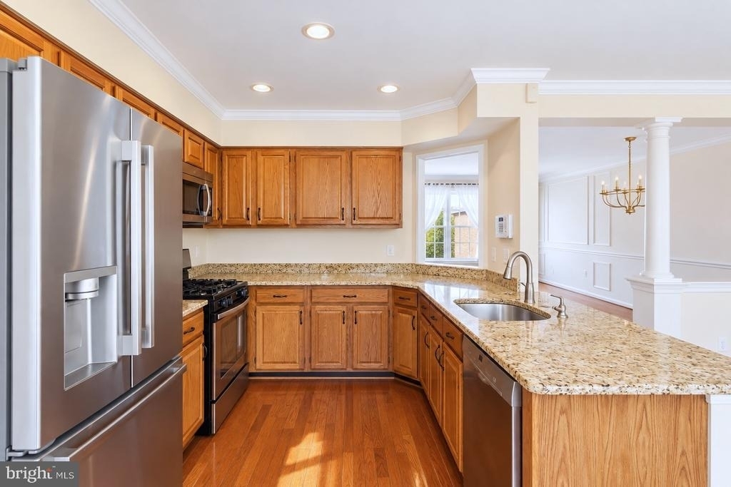 20340 Brentmeade Terrace - Photo 11