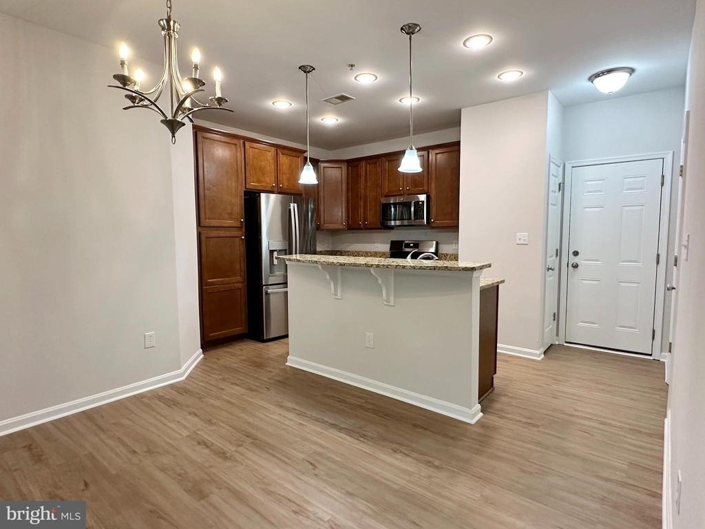 43839 Kingston Station Terrace - Photo 9