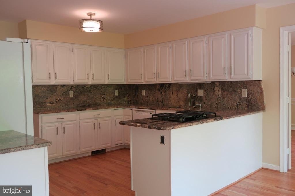 10295 Dunn Meadow Road - Photo 12