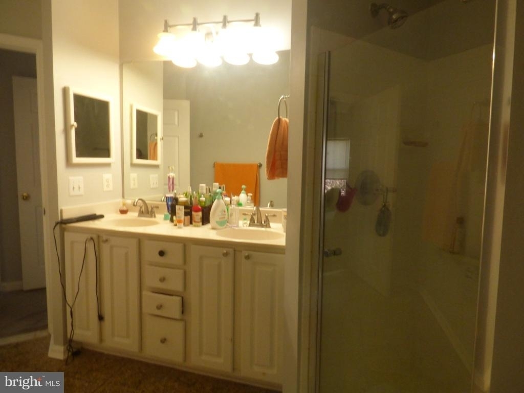 2931 Deer Hollow Way - Photo 24