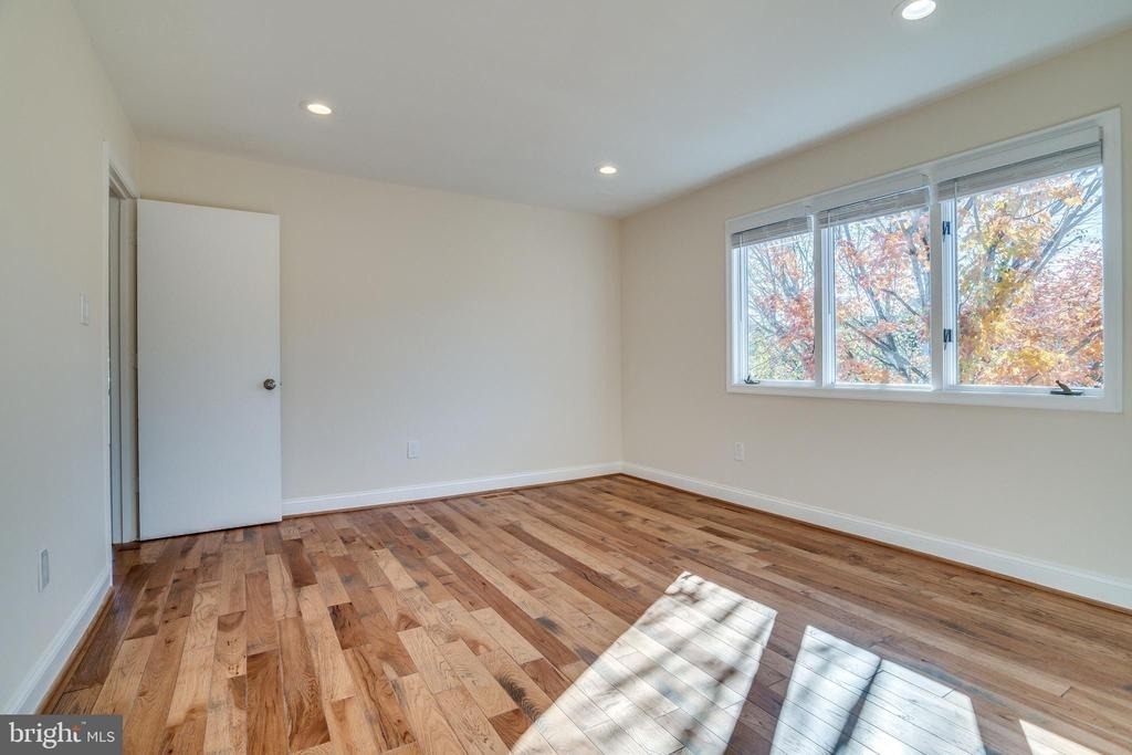 6505 Gretna Green Way - Photo 28
