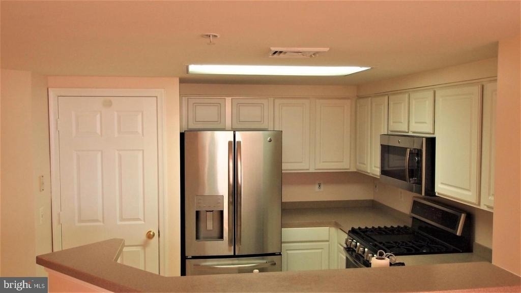 3830 9th Street N - Photo 3