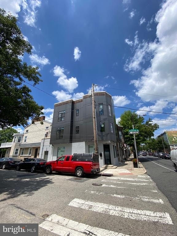 6100 Ridge Avenue - Photo 18