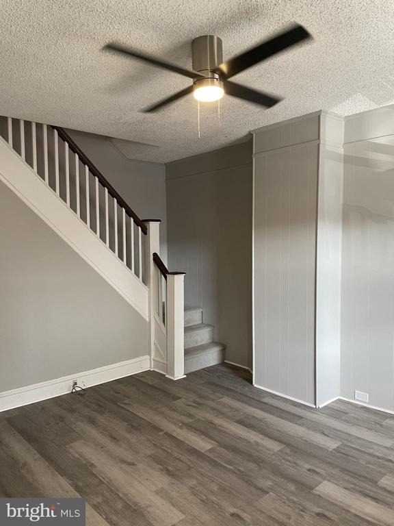 4718 Silverwood Street - Photo 2