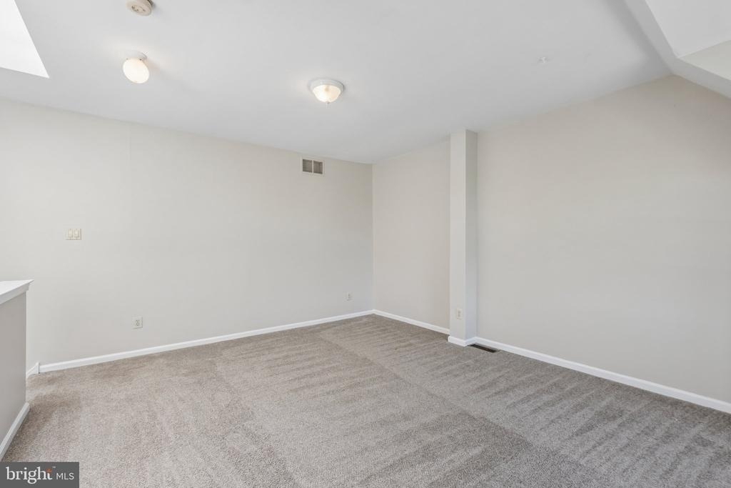 321 Sage Lane - Photo 33