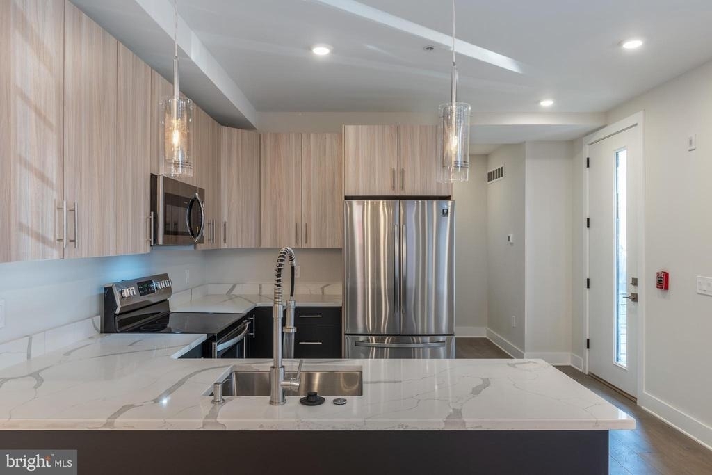 920 N 15th Street - Photo 7